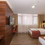 Hotel Vision Deluxe
