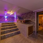 Hotel Vision Deluxe 3*