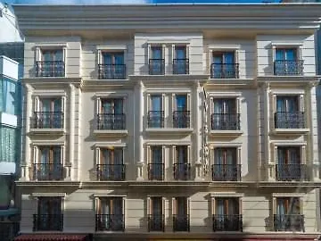 Vision Deluxe Hotel 3*