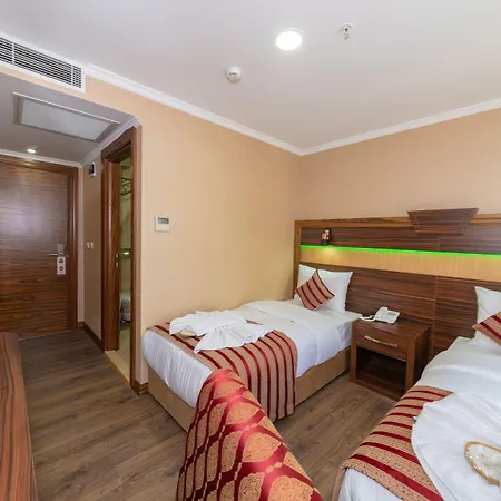 Vision Deluxe Hotel 3*